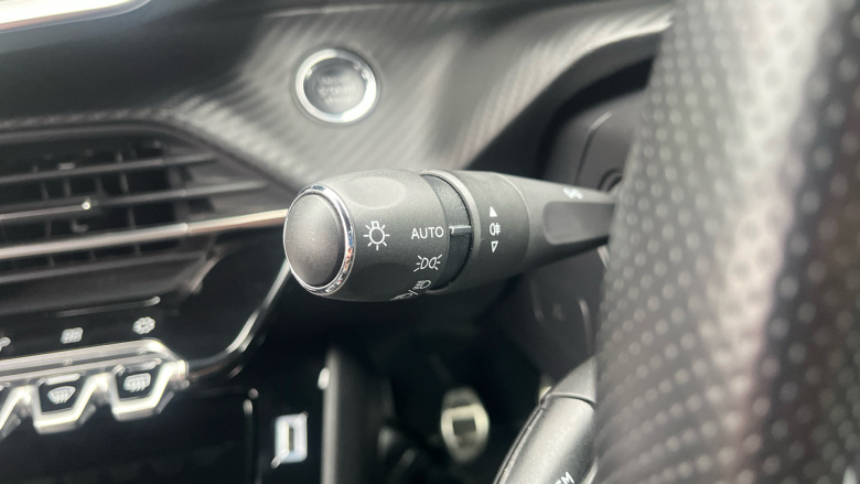 Peugeot 208 1.2 PureTech 100 GT 5dr Petrol Hatchback